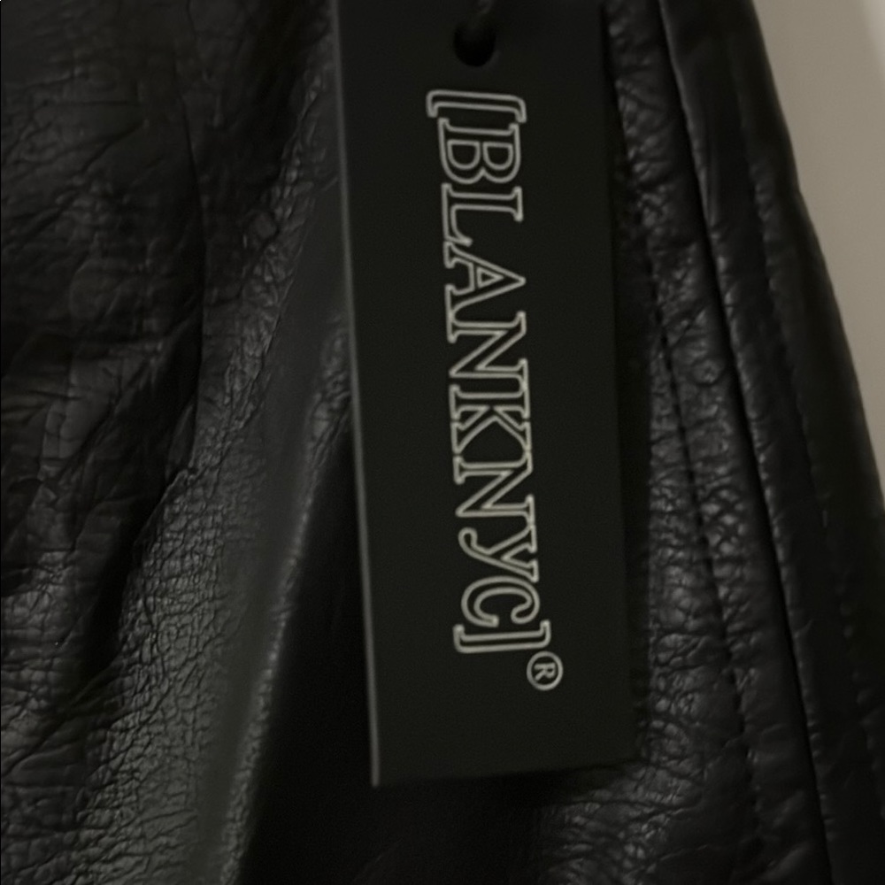 Blank NYC Black Faux  Leather Skirt  Size 26 NWT - Picture 4 of 6